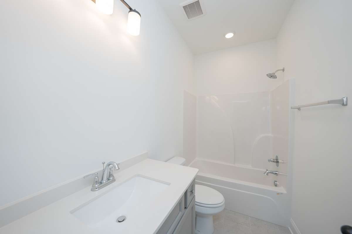 4th bath off 5th bdrm net to bonus room