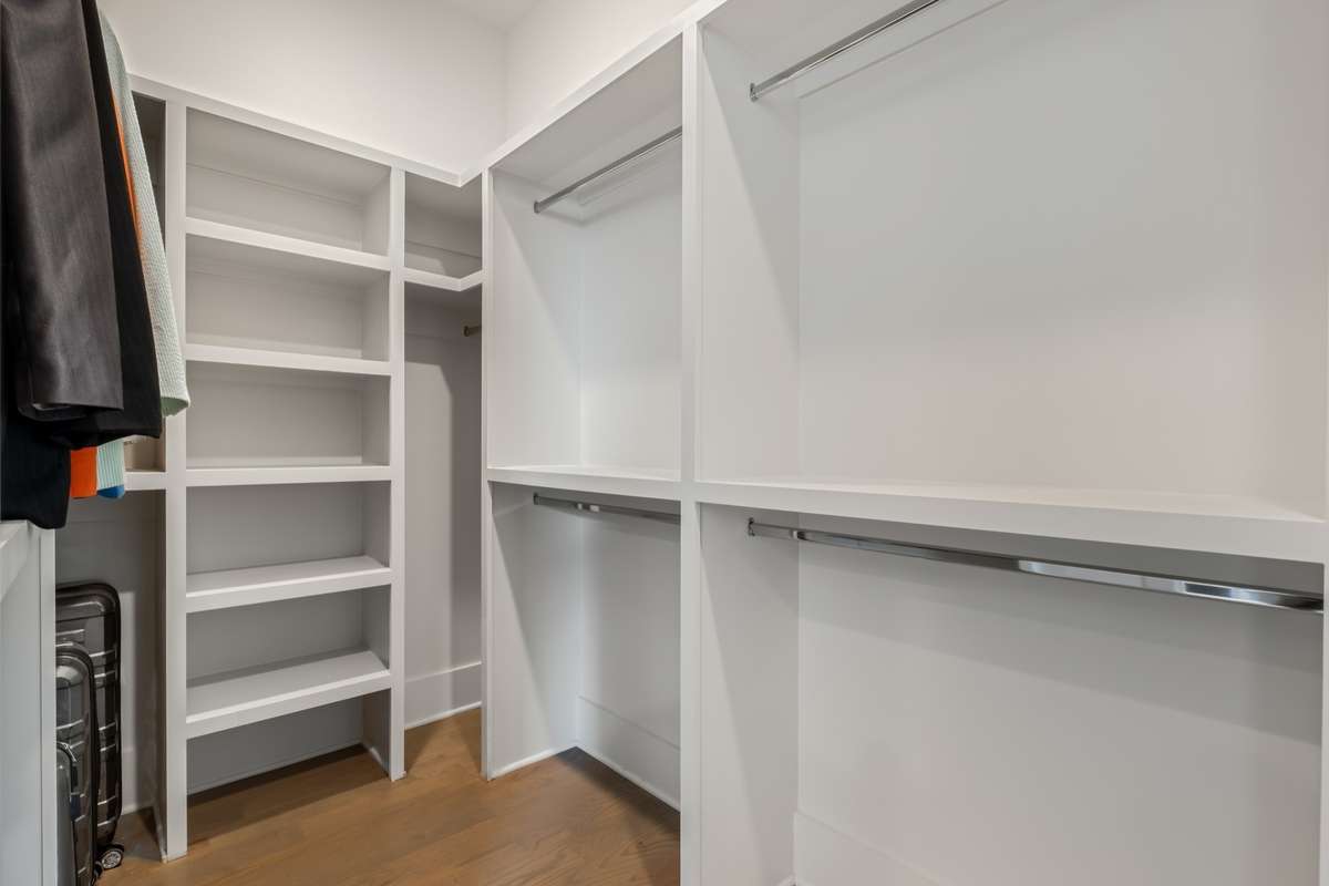A dream-worthy walk-in closet.