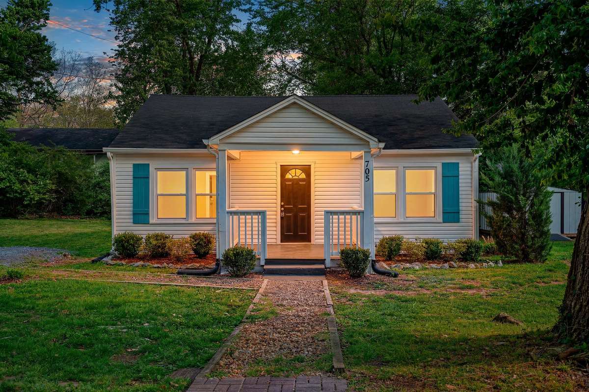 Welcome home to 705 Williams Lane!