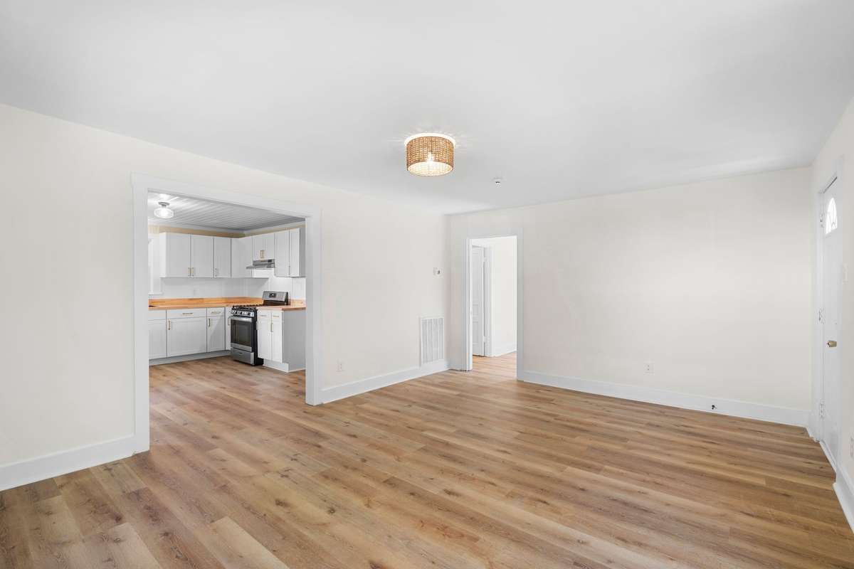 BRAND NEW, plank throughout, no carpet!