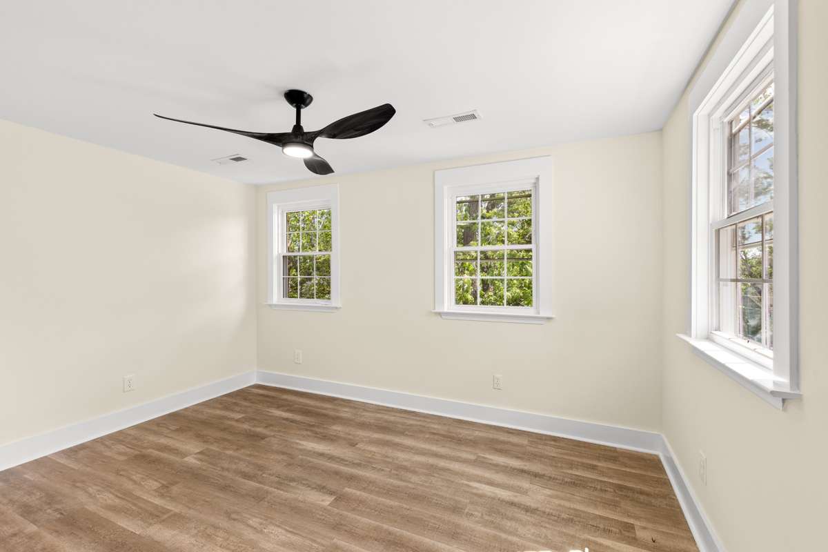 Upstairs Bedroom 2