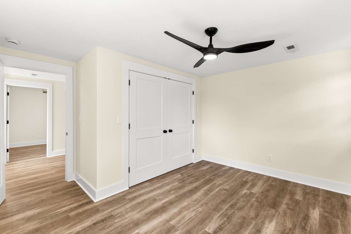 Upstairs Bedroom 2
