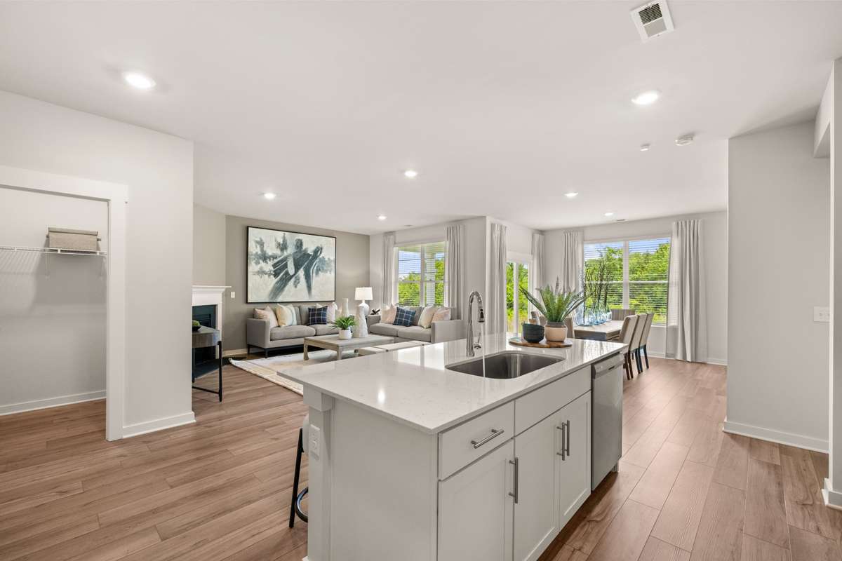 Photo of model, features and selections may not represent community selections