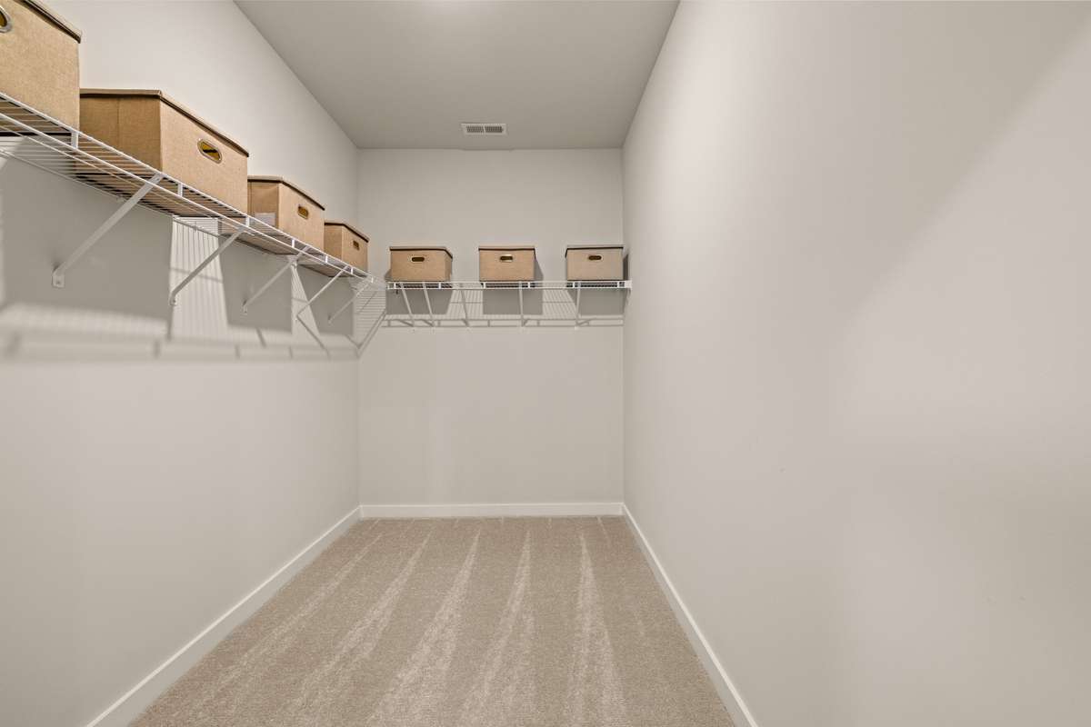 Photo of model, features and selections may not represent community selections