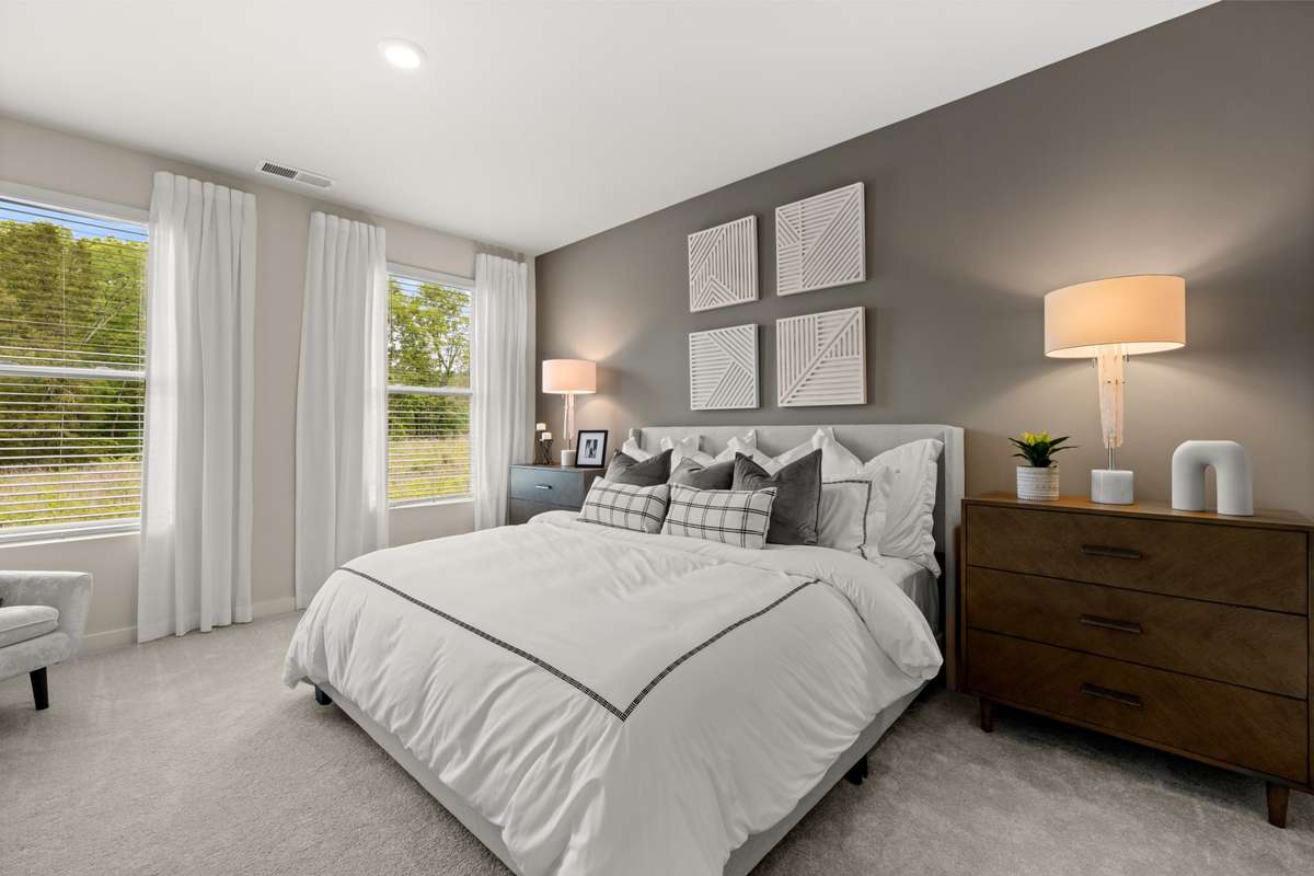 Photo of model, features and selections may not represent community selections
