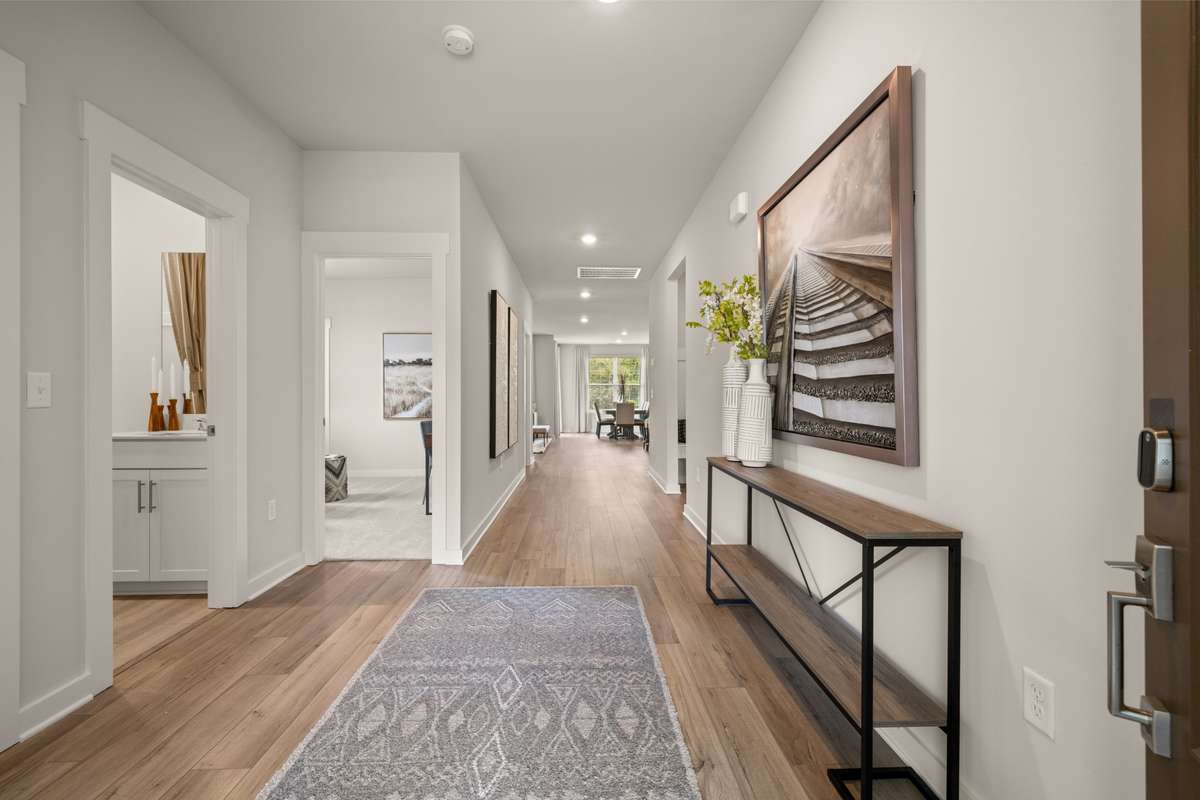 Photo of model, features and selections may not represent community selections