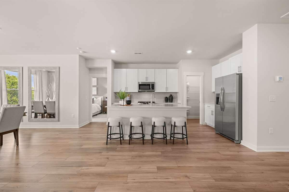 Photo of model, features and selections may not represent community selections