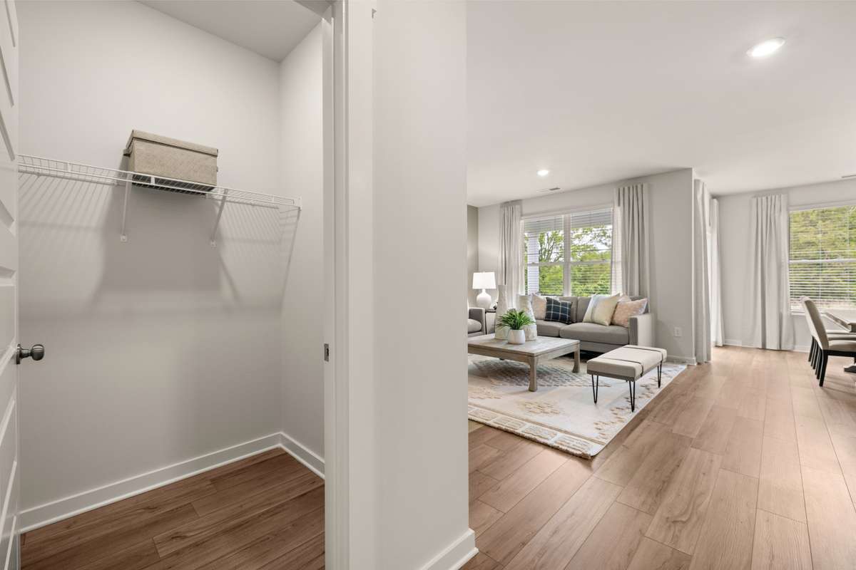 Photo of model, features and selections may not represent community selections