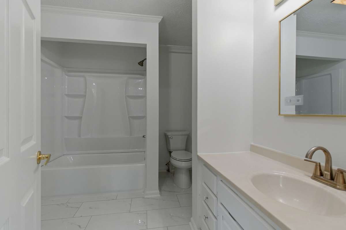Full bath #3 with closet
