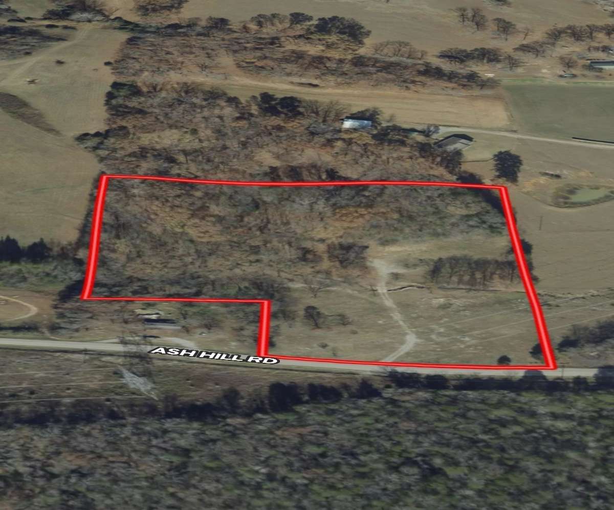 6-acre property cleared, level, wooded, & ready to Build Your Dream Home! Located in Spring Hill, TN!