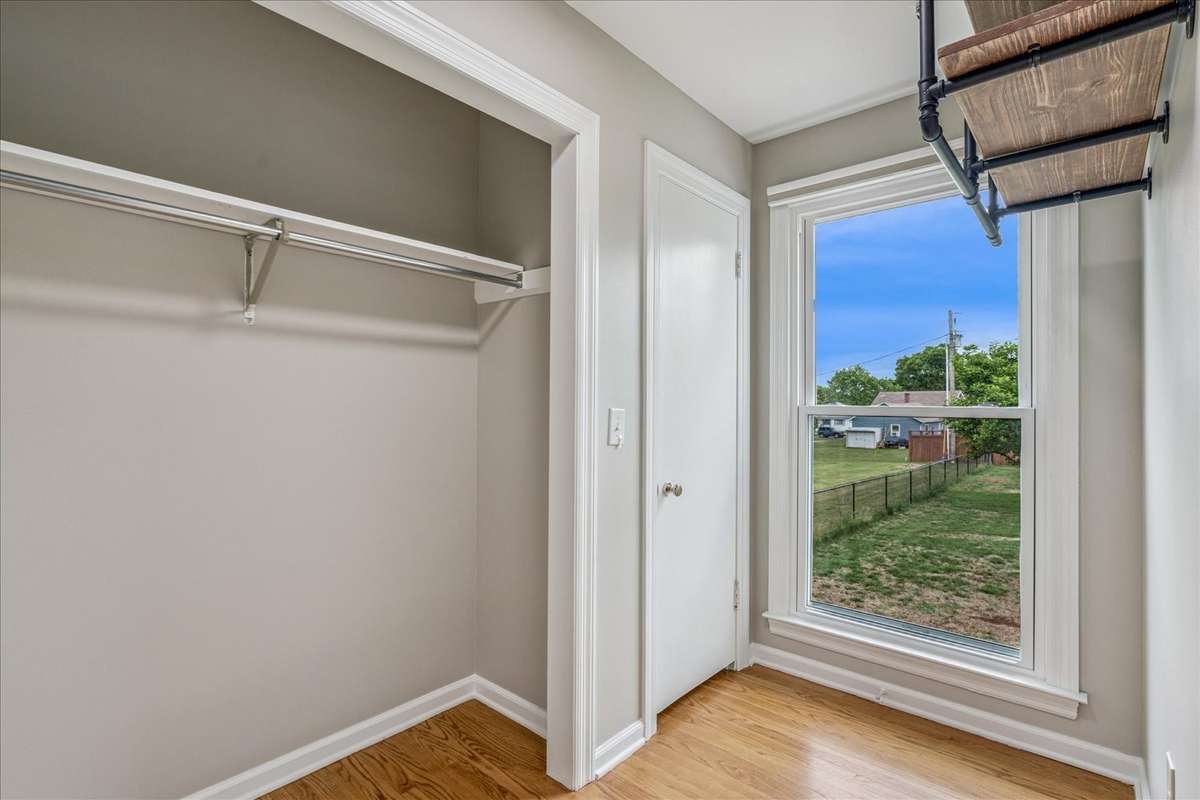 Separate walk-in closet for primary bedroom