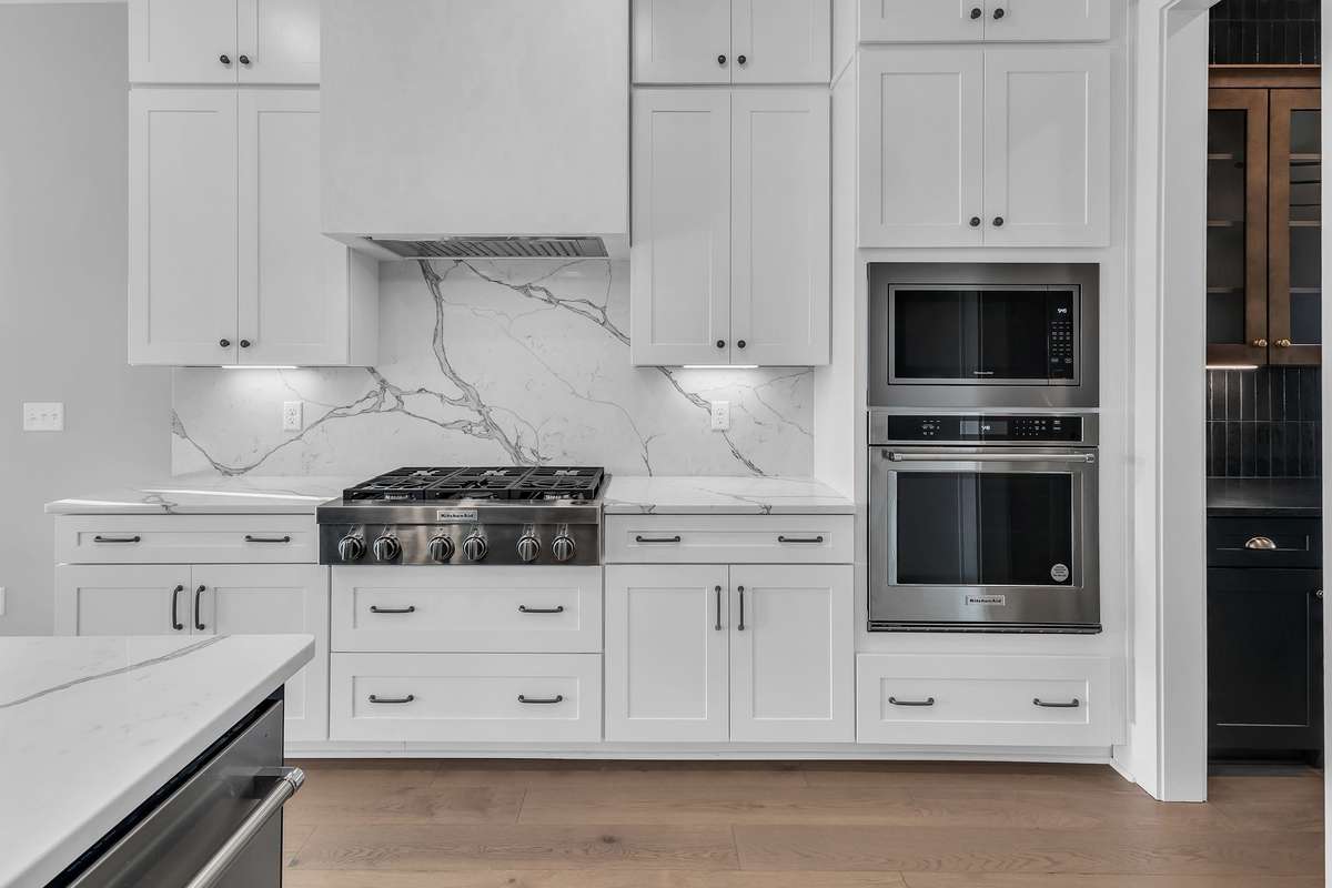 Photos are from another floorplan similar to a Bristol. The Bristol is a new floorplan so photos are more for inspiration.