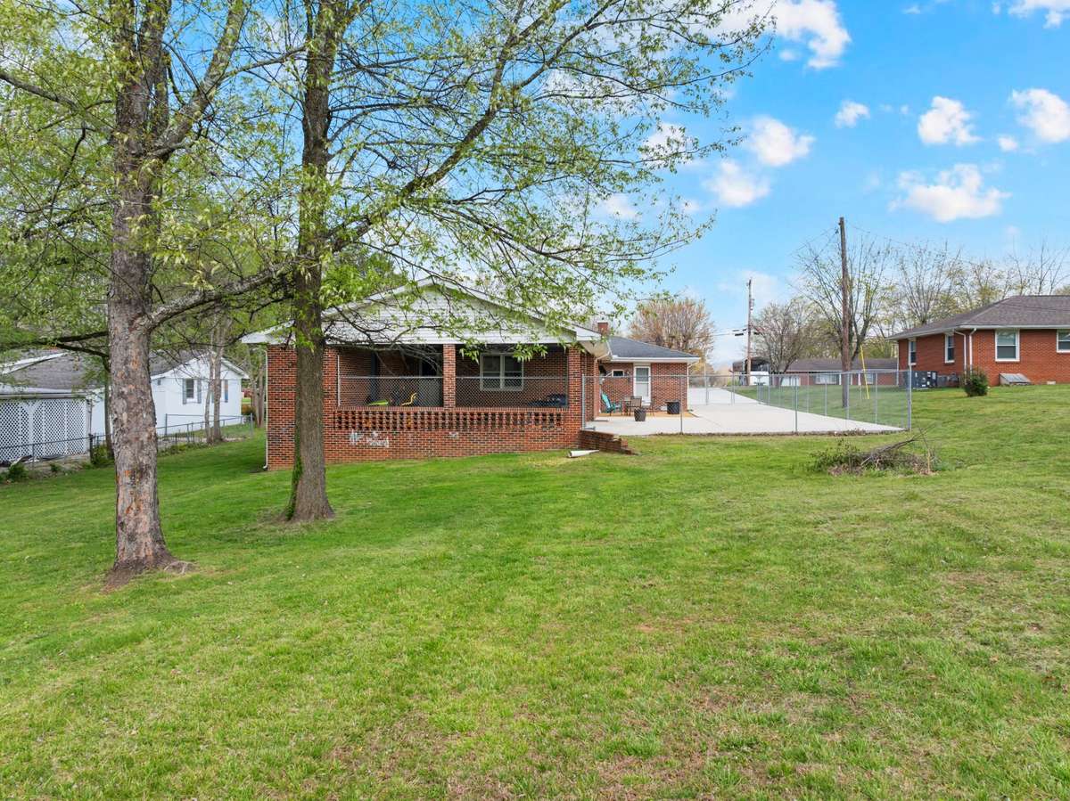 Spacious backyard