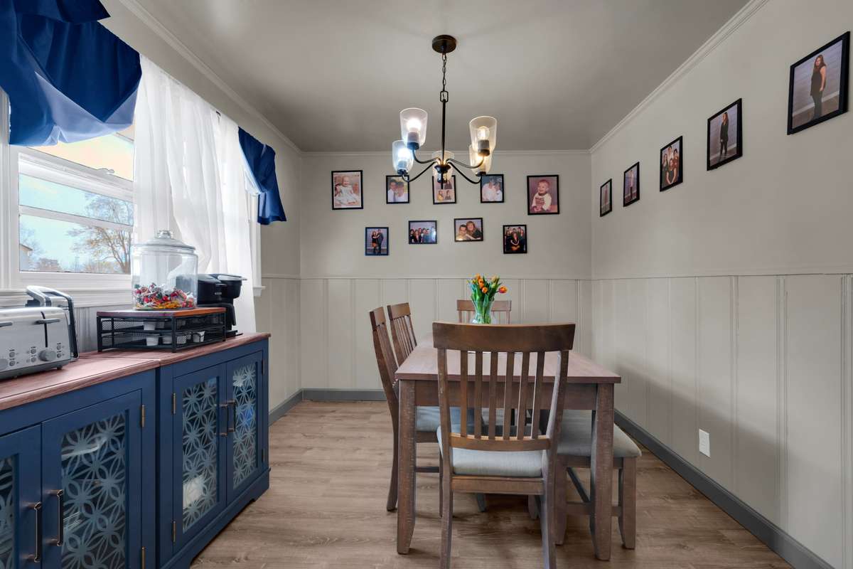 Wainscoting accent wall