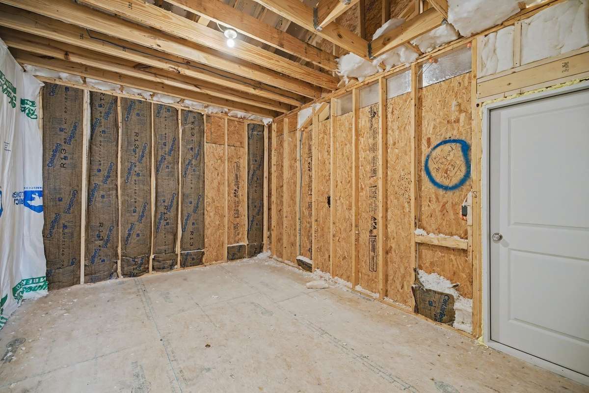 Amazing walk-in storage!!