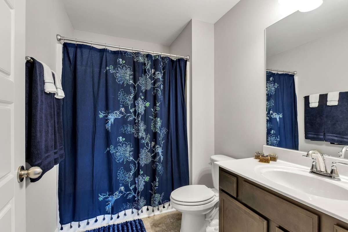 Upstairs Full Bath