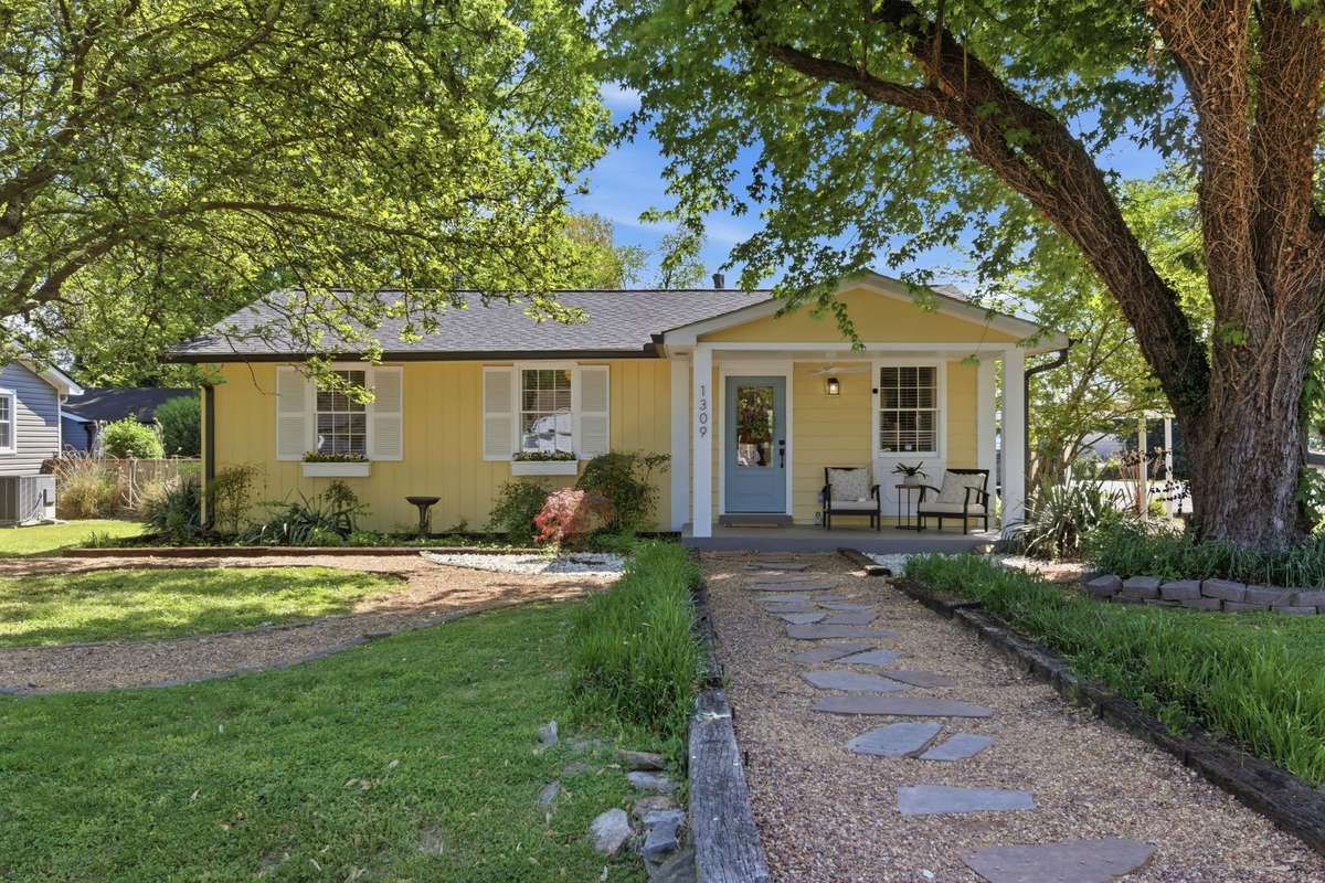 Make 1309 Chickering Drive yours!