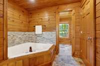 Jetted tub in primary suite