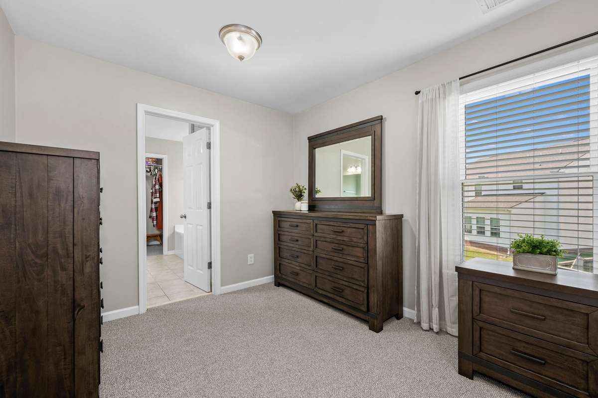 This nook could also be turned into a sitting area for morning coffee.