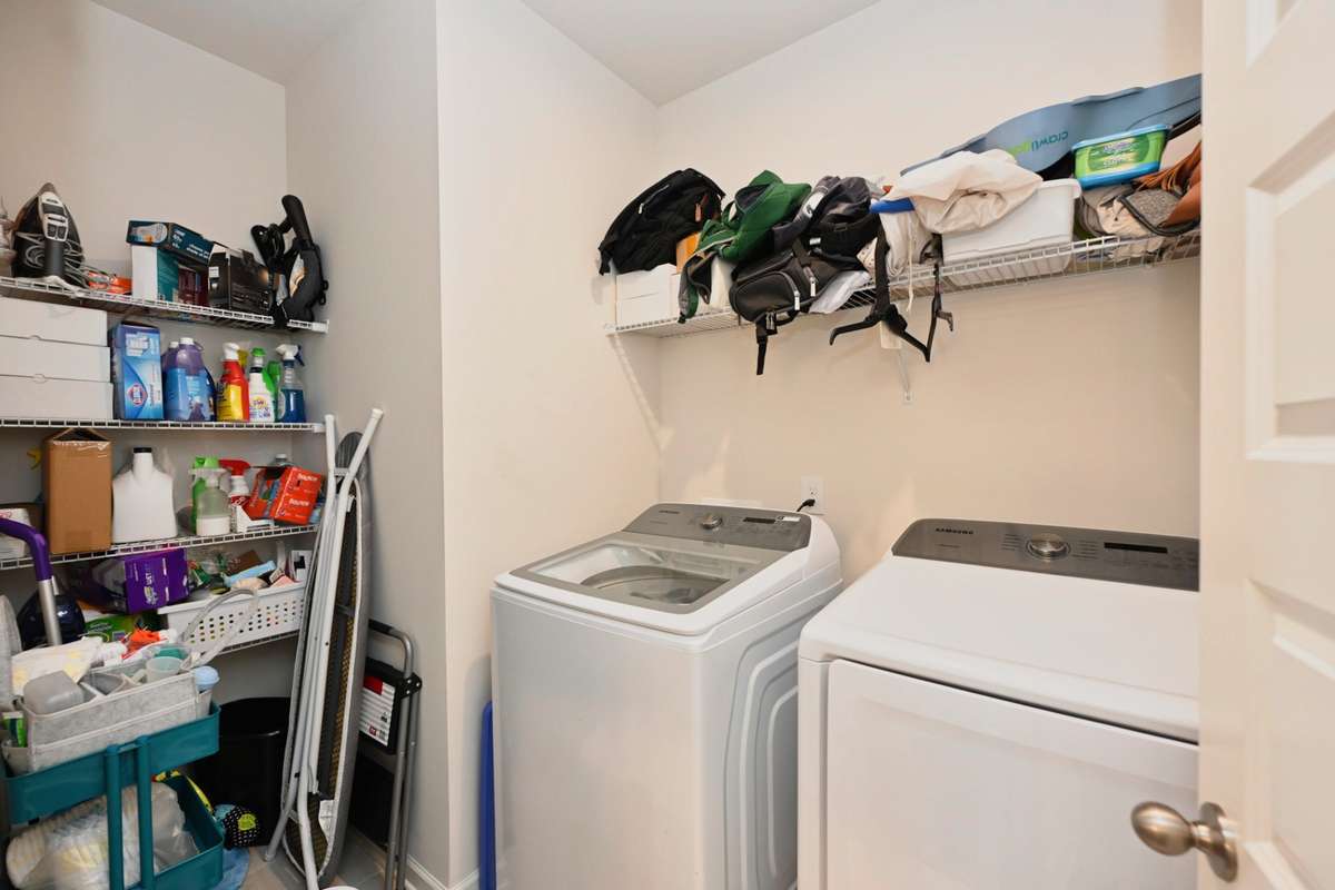 Spacious laundry room