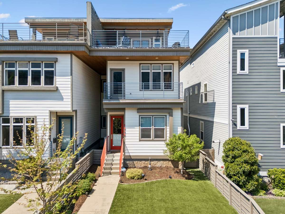 Welcome to 606 Hume Street! This beautiful home in the heart of Germantown offers 4 bedrooms, 3.5 baths, and an attached two-car garage!