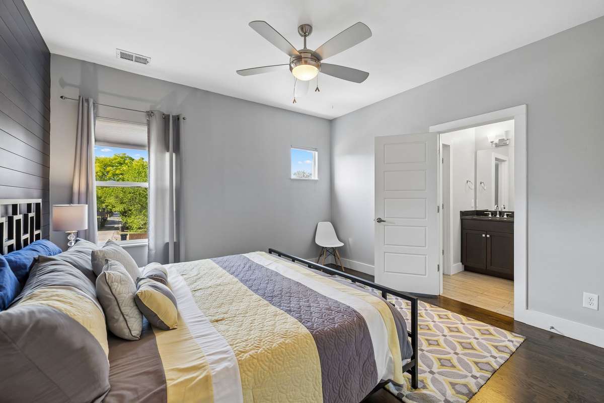 Bright secondary bedroom with an ensuite-style, nice size closet and access to a full bath.
