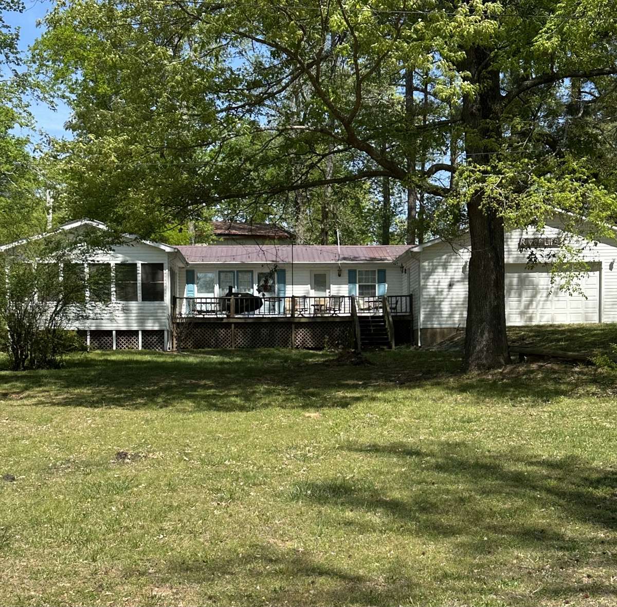 Welcome to 28 Cottage Circle