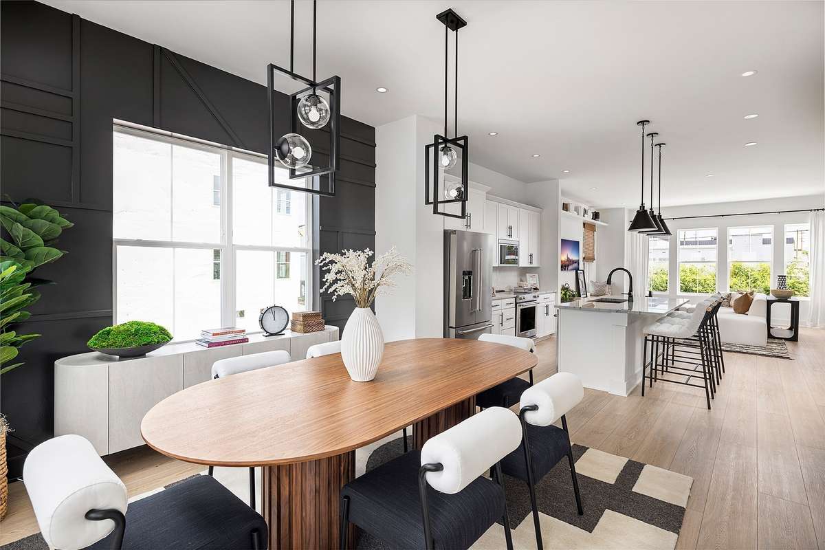 Casual dining area  *photos are for representational purposes only and are of a similar floor plan with differing finishes*
