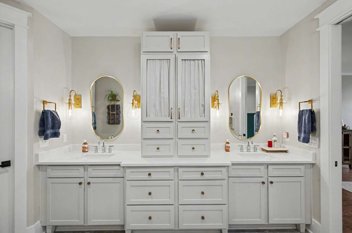 Double vanities, drawers & storage keep all your items off the counters and organized. The counter cabinet can be removed or secured.