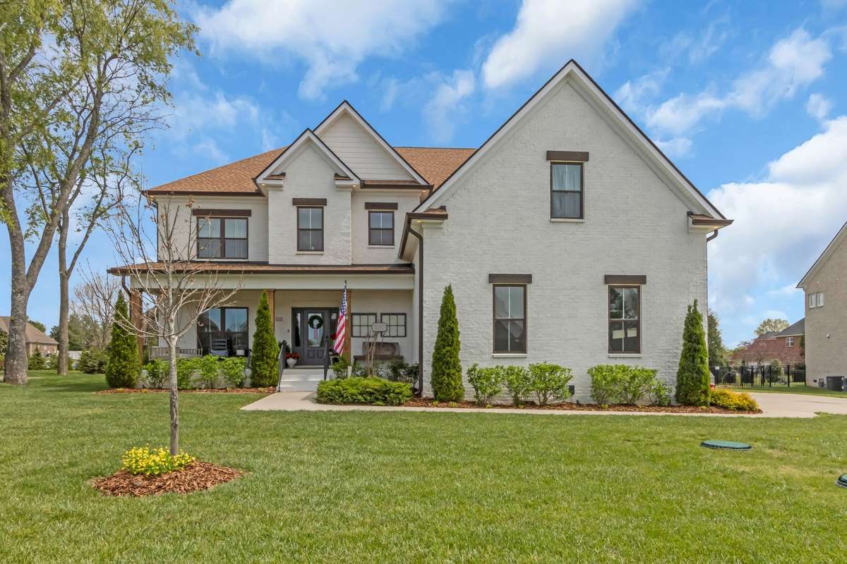 Welcome to 123 Hayfield Ct. Large level 1/2 acre lot on a cut de sac street.
