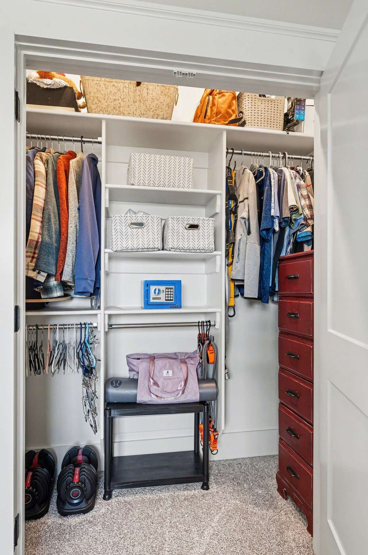 Walk in closet
