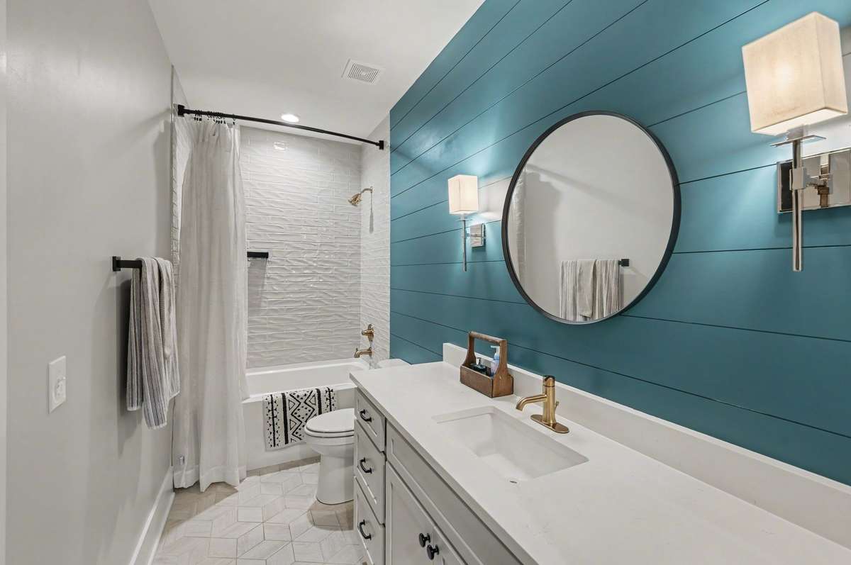 Ensuite bathroom