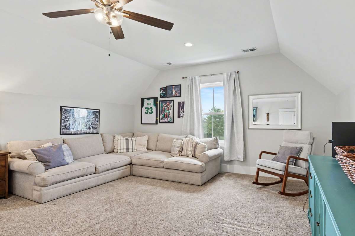 Bonus room