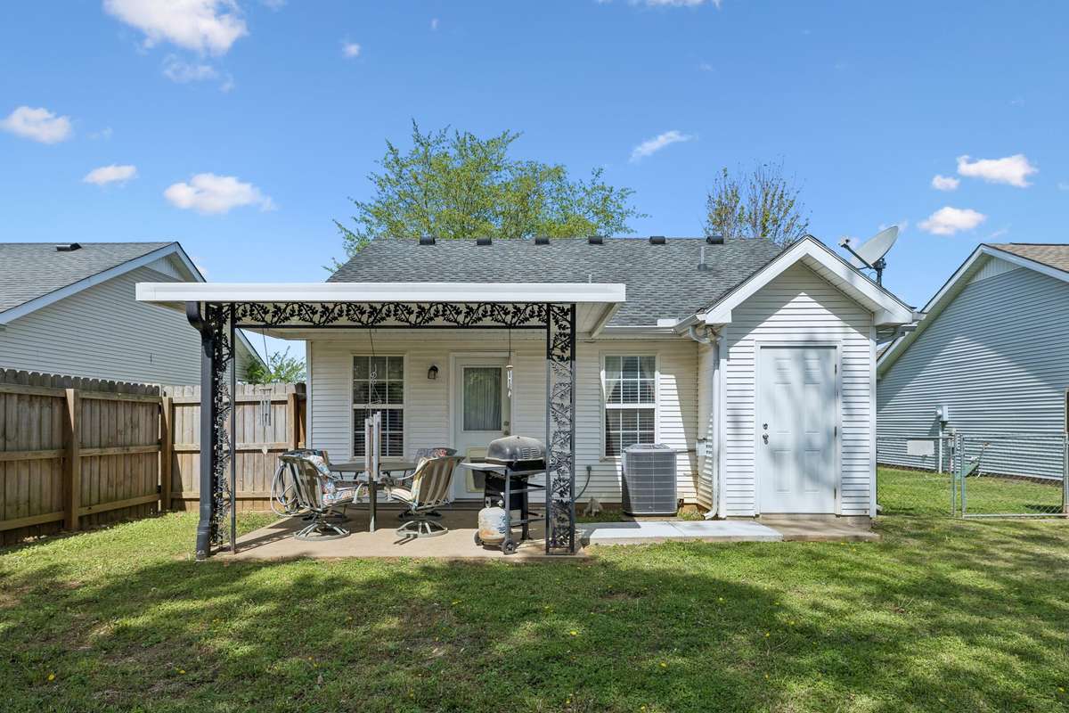 Back view of the home! 2739 Oxford Hall Ave. Murfreesboro, TN 37128