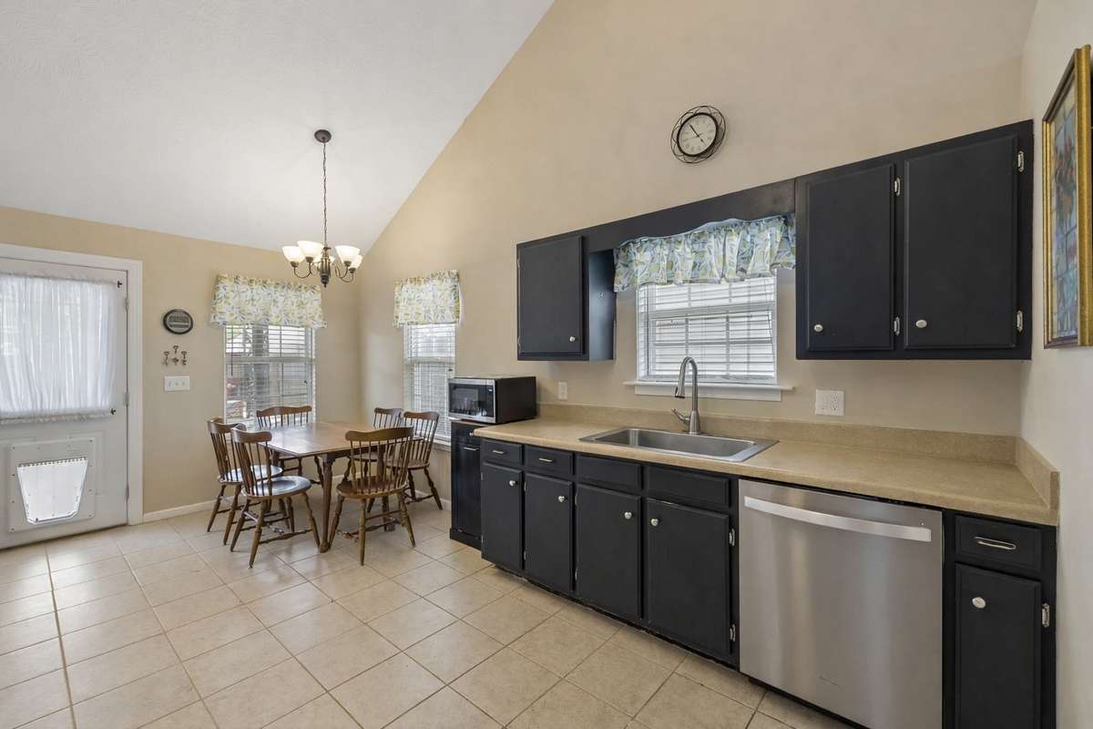 Another view of your eat in kitchen with over sink window & ample cabinet storage. 2739 Oxford Hall Ave. Murfreesboro, TN 37128