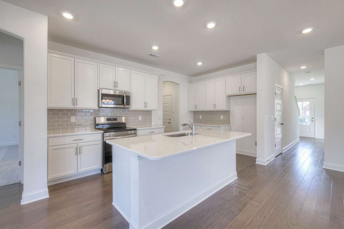 This photo is a sample of the Sutherland floorplan.  Options and exterior will vary depending on customer selections and preferences.