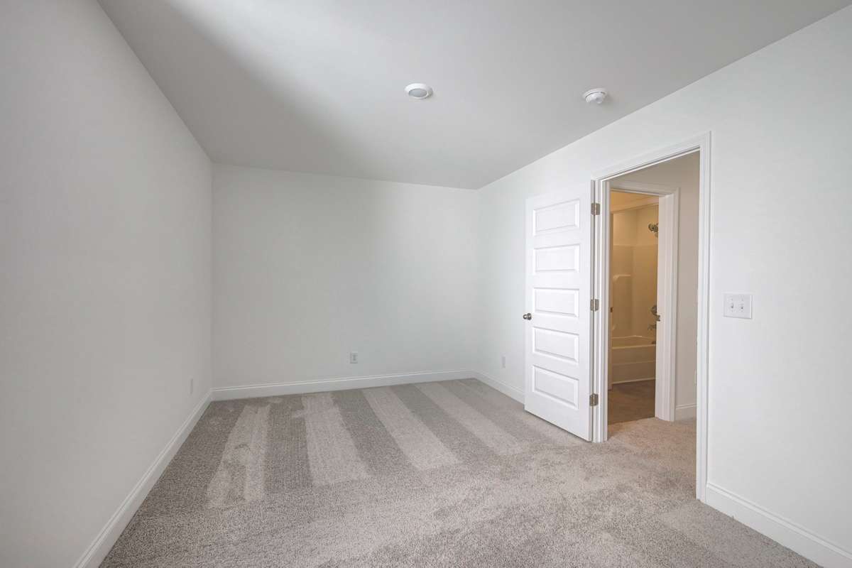 This photo is a sample of the Sutherland floorplan.  Options and exterior will vary depending on customer selections and preferences.