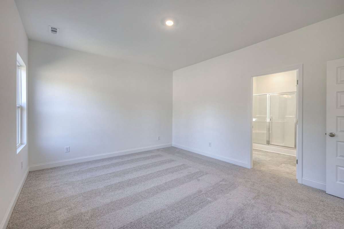 This photo is a sample of the Sutherland floorplan.  Options and exterior will vary depending on customer selections and preferences.