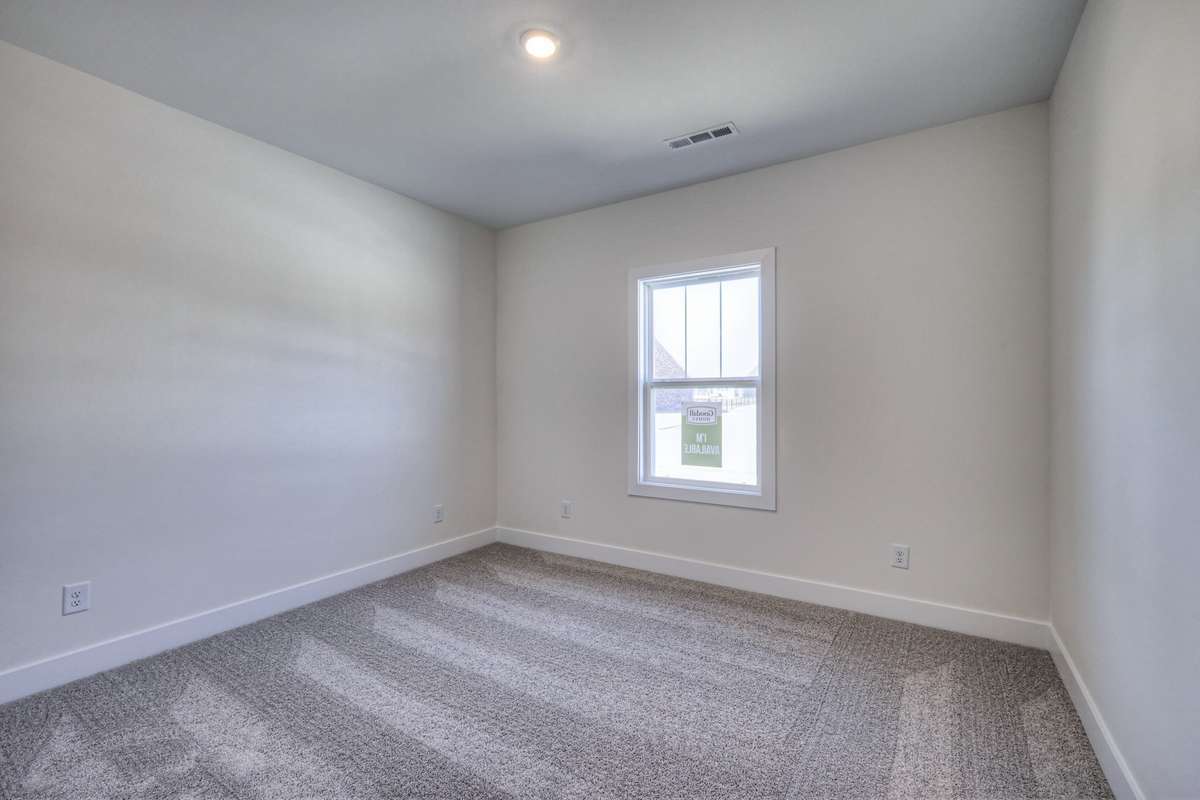 This photo is a sample of the Heartland floorplan.  Options and exterior will vary depending on customer selections and preferences.