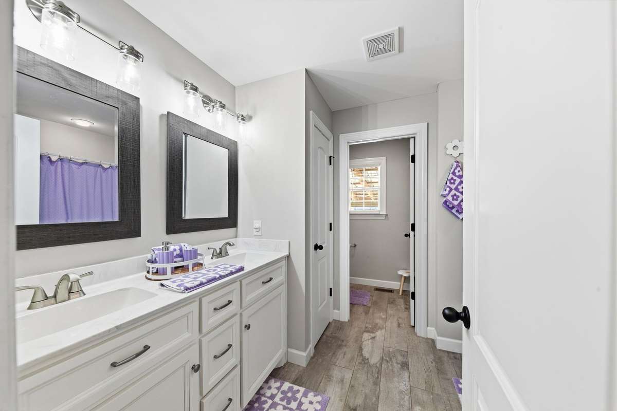 Large hall bath