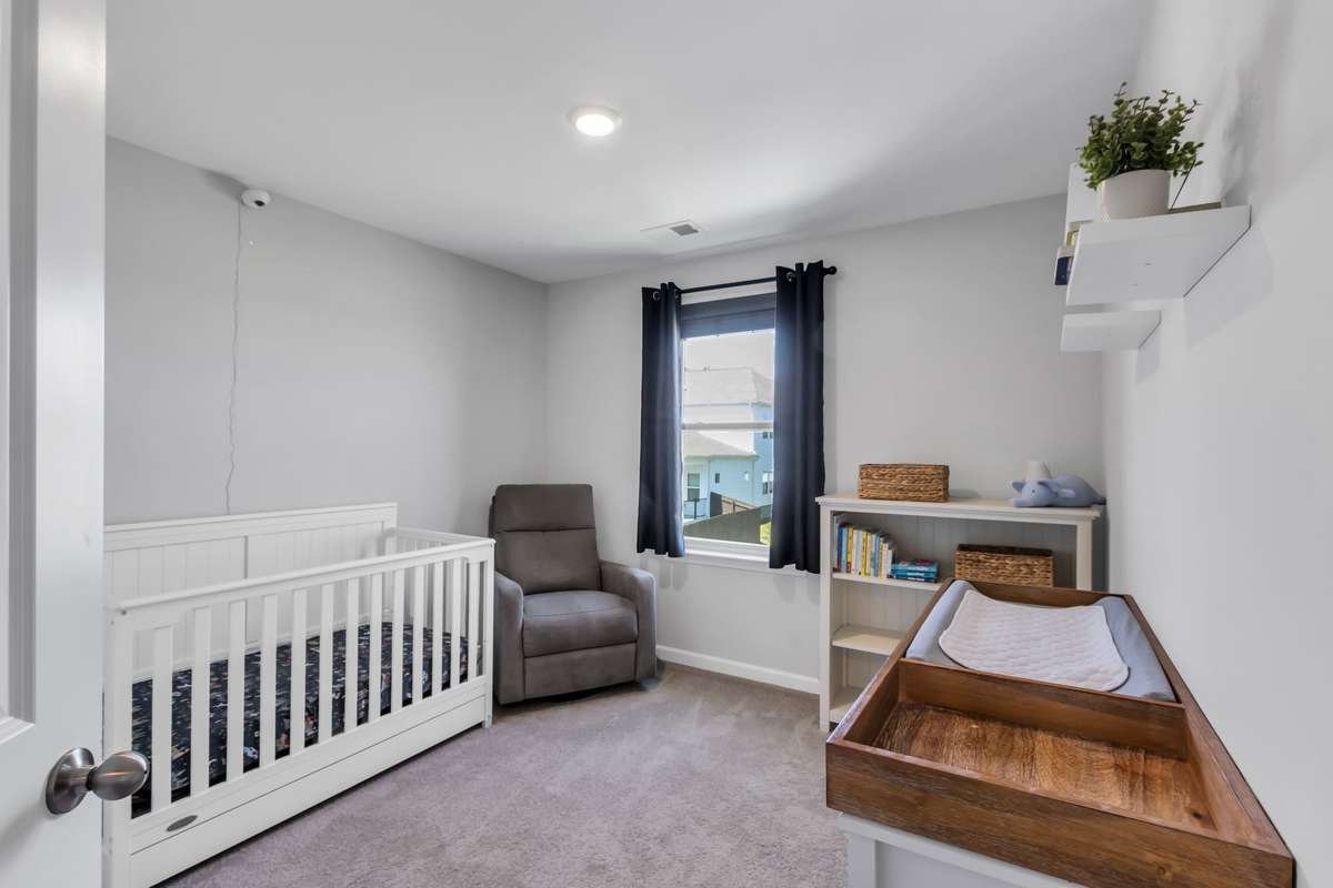 BR 3 - ideal for BR/nursery/office.