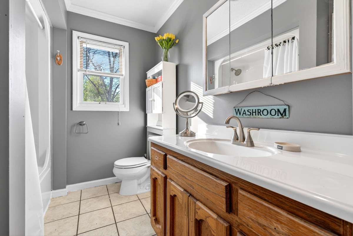 Upstairs Bath