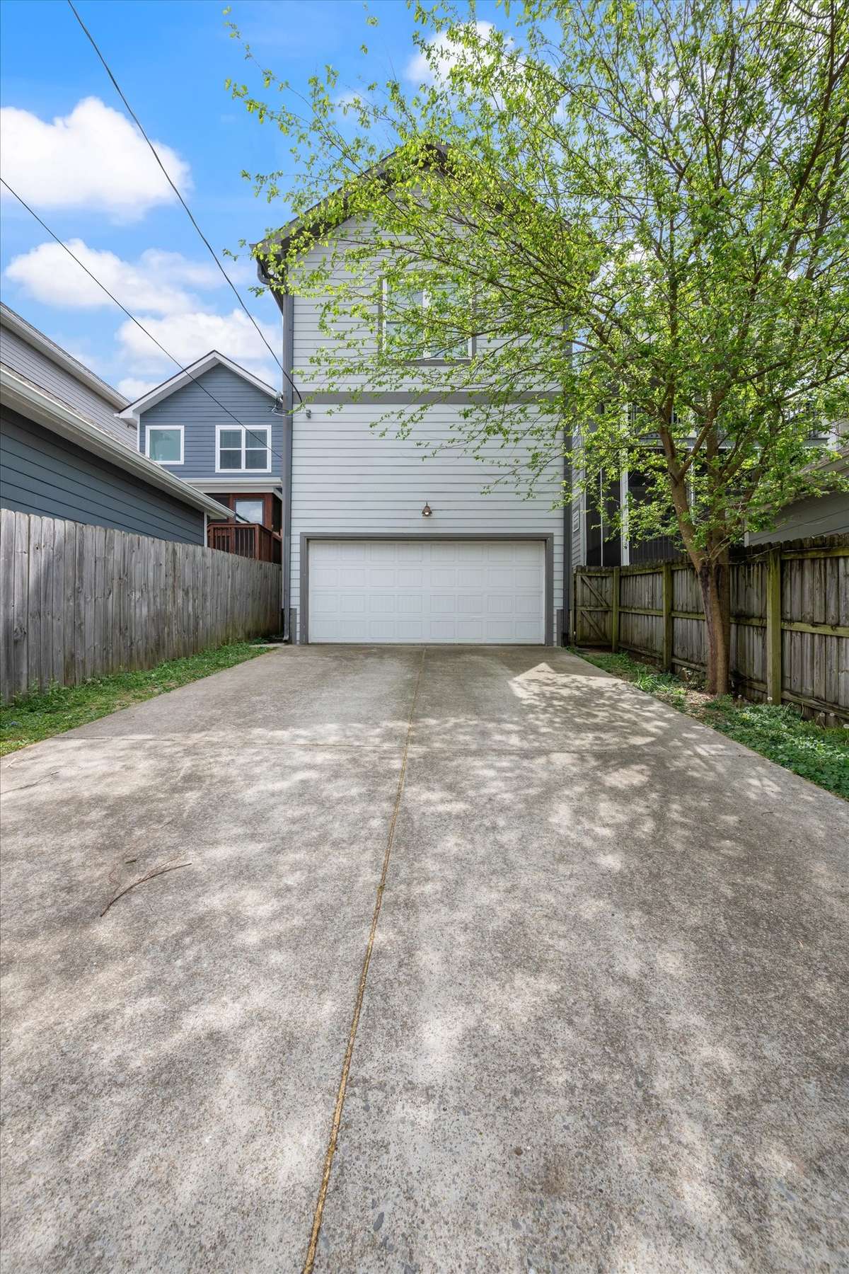 Long driveway for extra parking
