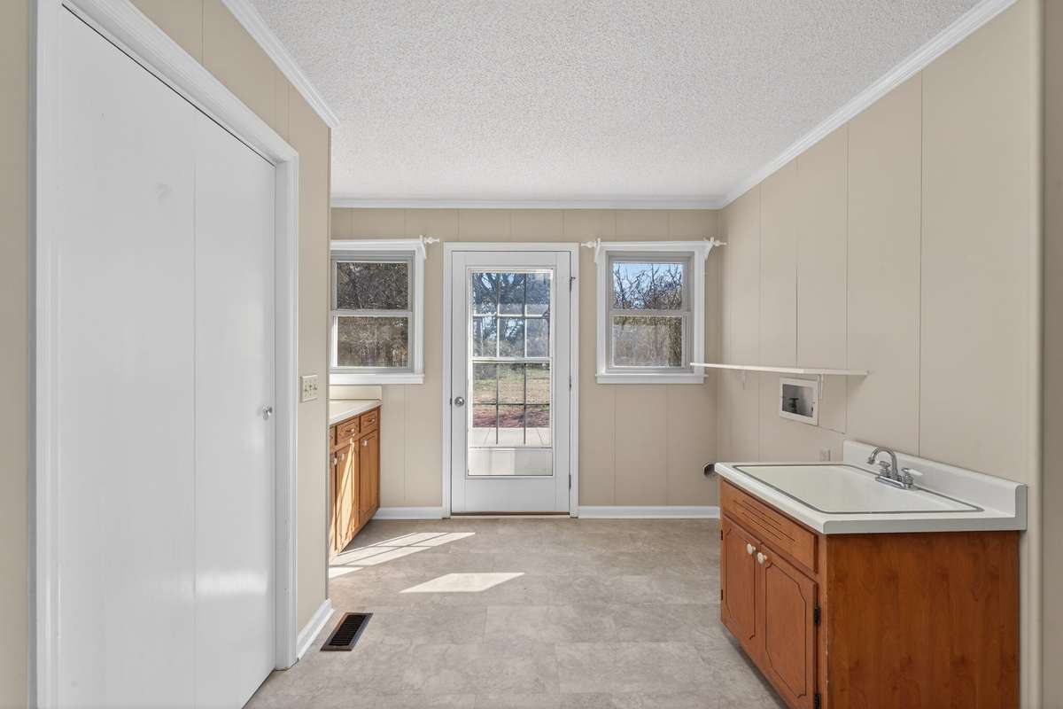 Large laundry room