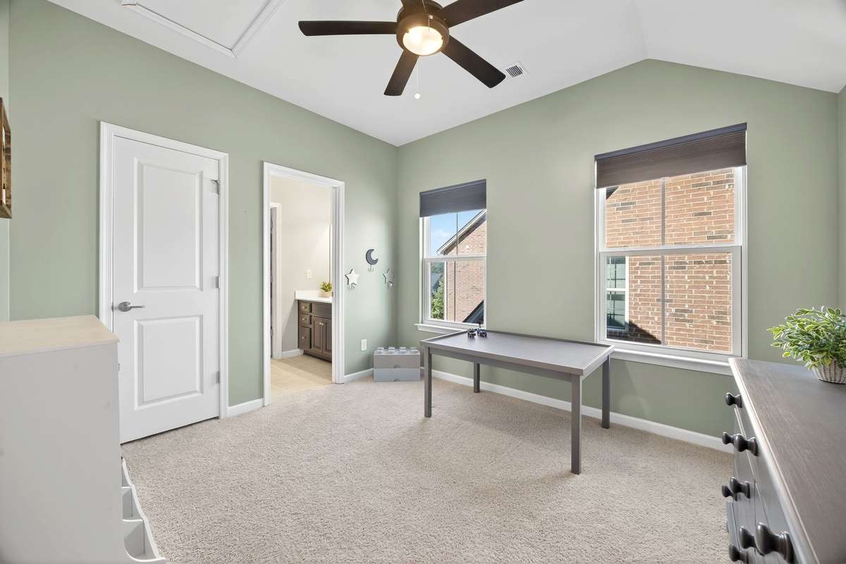 The fourth bedroom.