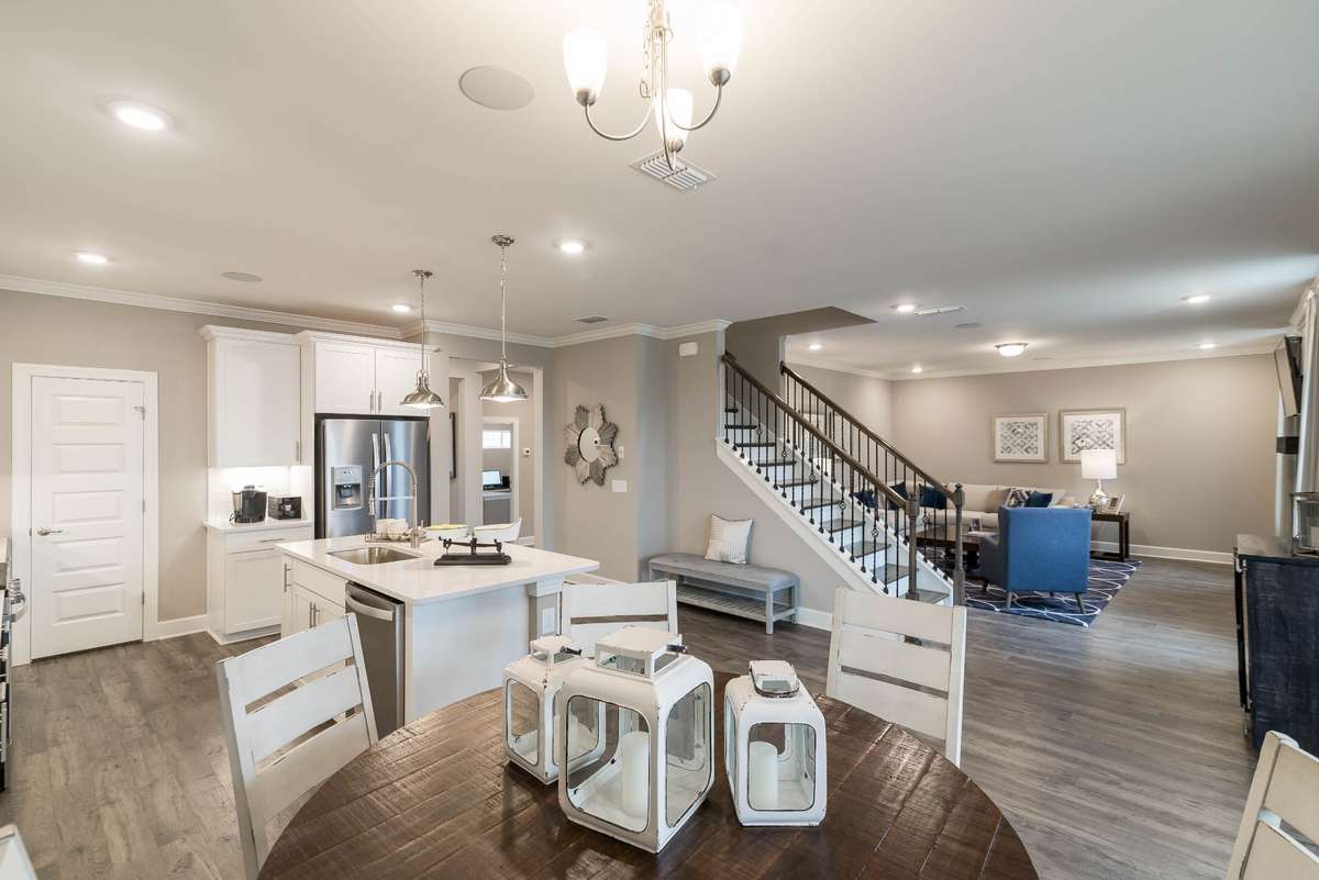 *Photos are of a model home of a similar floorplan. Actual colors, structural selections, and finishes may vary.