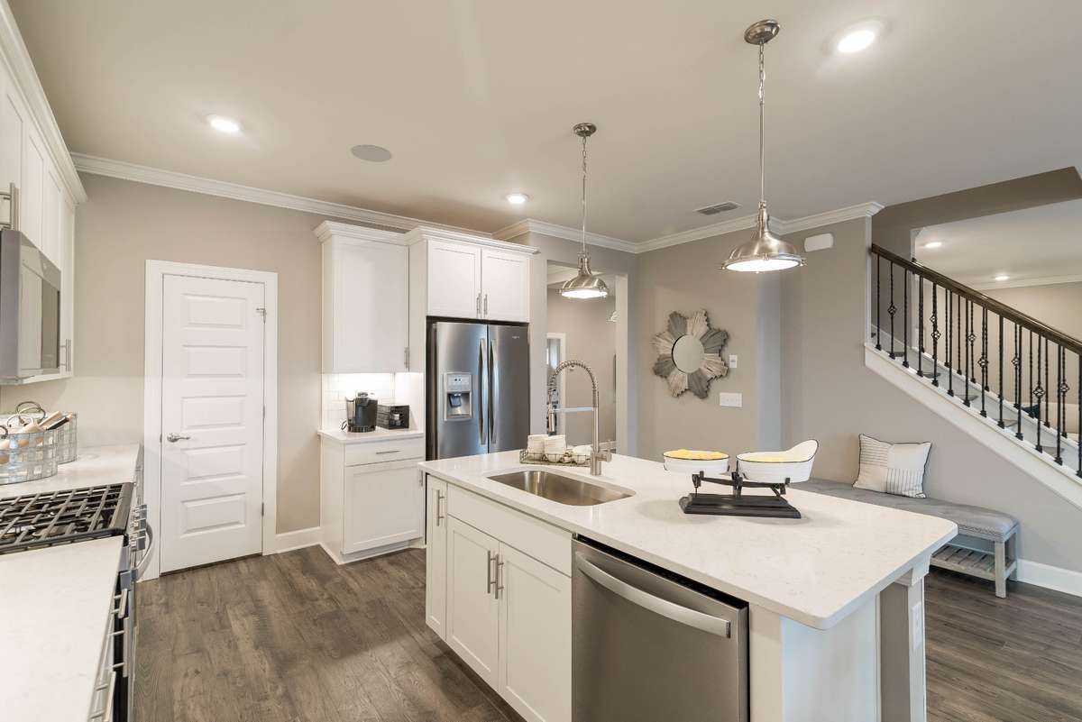 *Photos are of a model home of a similar floorplan. Actual colors, structural selections, and finishes may vary.