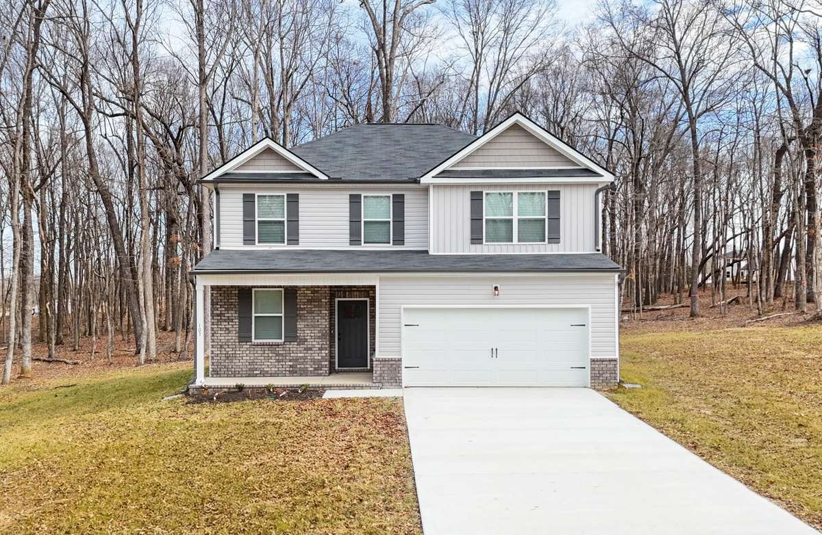REPRESENTATION ONLY | PHOTOS FROM A PREVIOUSLY BUILT HOME OF THE SAME FLOOR PLAN