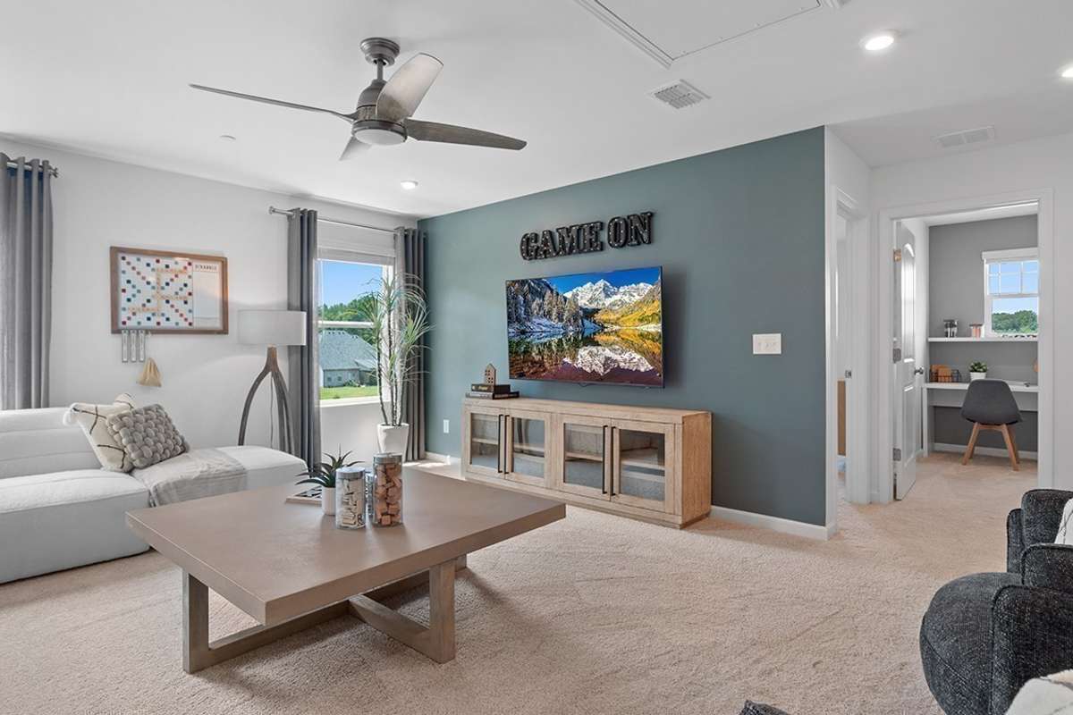 *Photo taken of Model Home. Selections & Colors may vary*