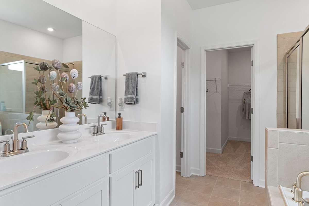 *Photo taken of Model Home. Selections & Colors may vary*